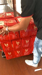 大闸蟹打包发货