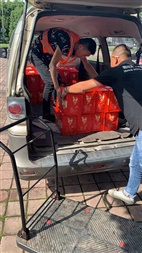 大闸蟹打包发货